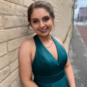 Meet your Posher, Madison